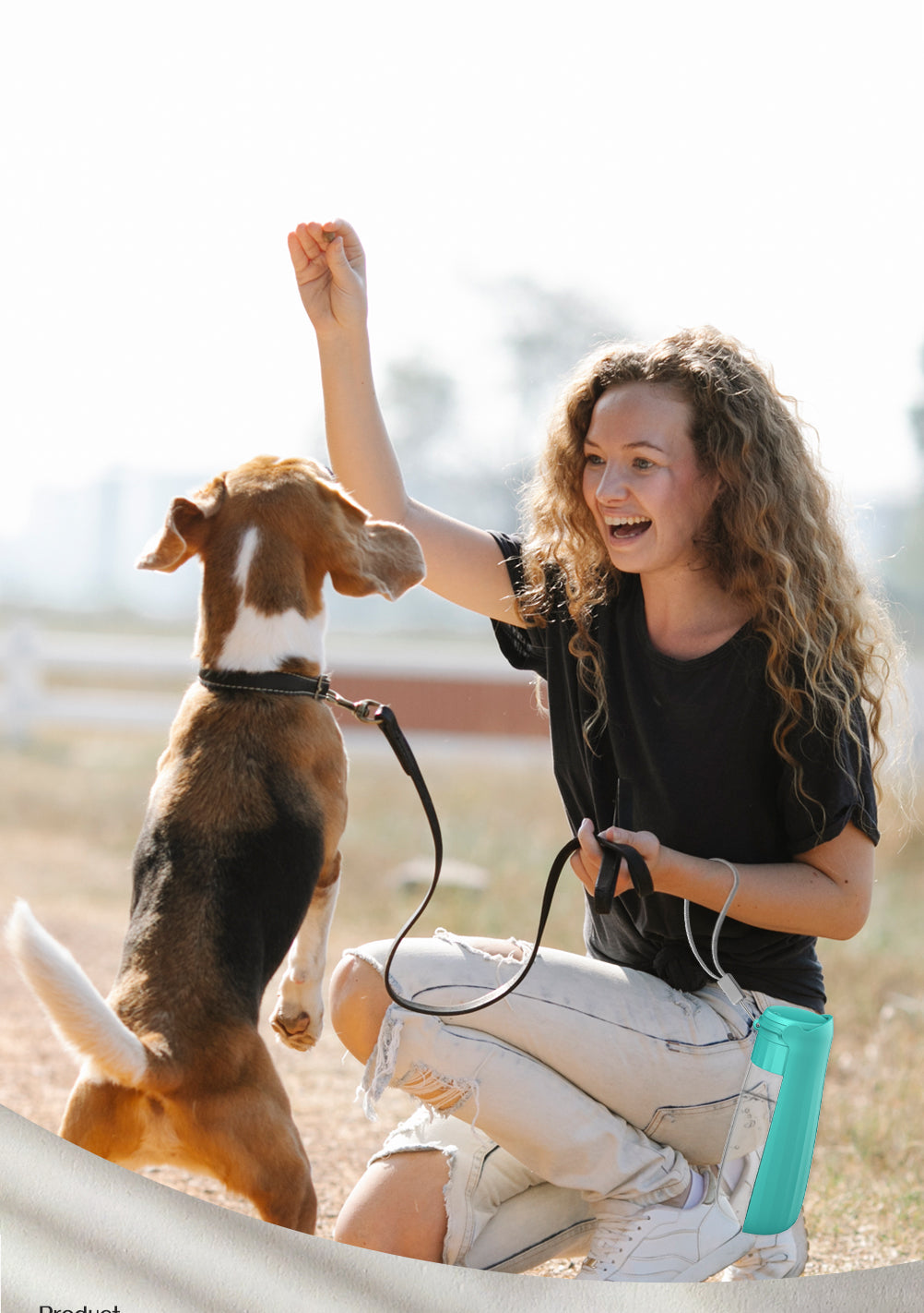 Botella Dispensadora de Agua Portátil para Perros 550ml